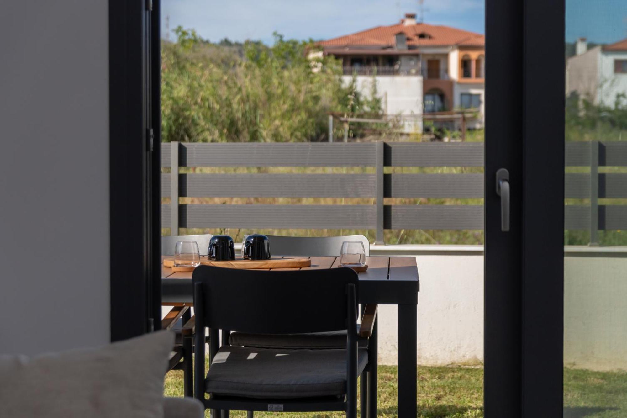 Apartment Sithoniars Ground Floor Gem In Nikiti (Sithonia)