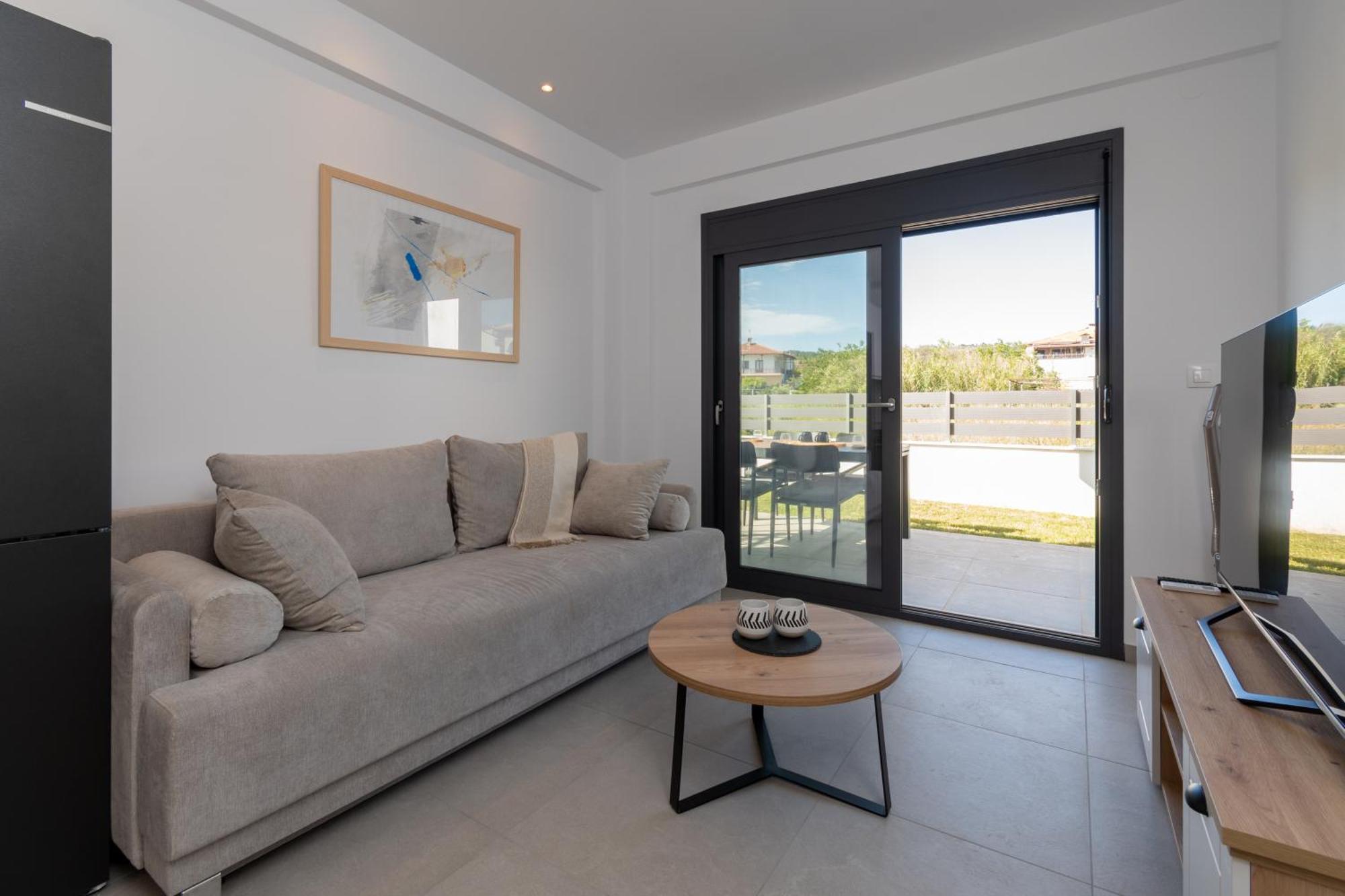 Apartment Sithoniars Ground Floor Gem In